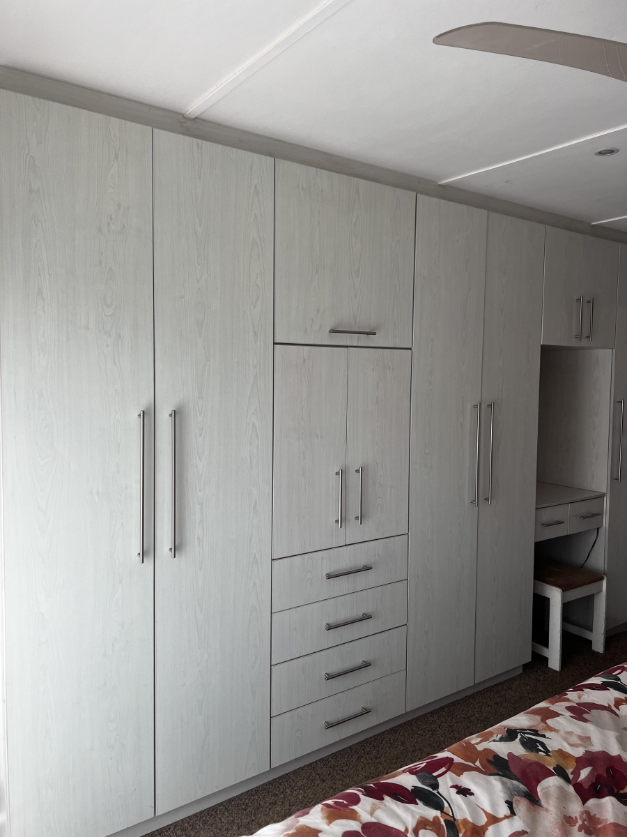 4 Bedroom Property for Sale in Meisies Halt Eastern Cape